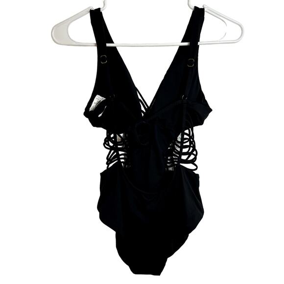 Becca Women's Electric Current Macrame One Piece Swimsuit Size Medium Black - Picture 5 of 6
